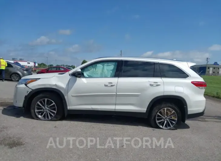 TOYOTA HIGHLANDER 2019 vin 5TDJZRFH8KS566290 from auto auction Iaai