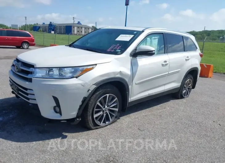 TOYOTA HIGHLANDER 2019 vin 5TDJZRFH8KS566290 from auto auction Iaai