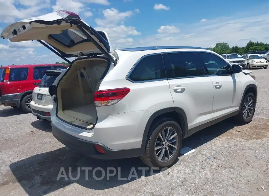 TOYOTA HIGHLANDER 2019 vin 5TDKZRFH0KS368680 from auto auction Iaai