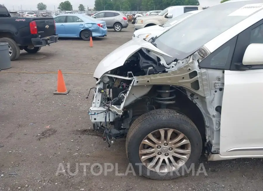 TOYOTA SIENNA 2016 vin 5TDYK3DC5GS745756 from auto auction Iaai