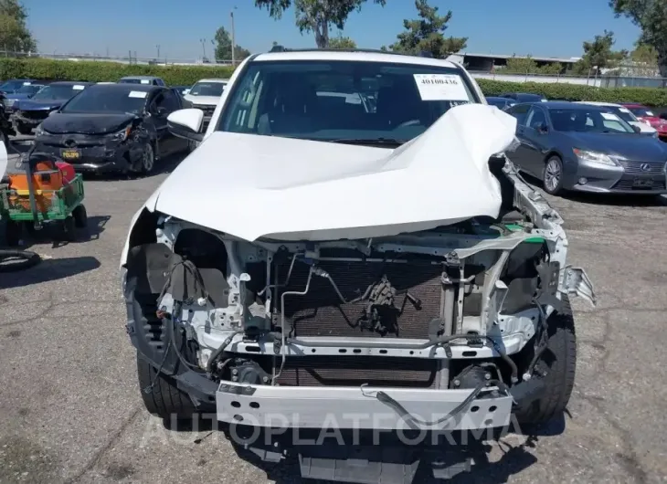 TOYOTA 4RUNNER 2019 vin JTEZU5JRXK5208751 from auto auction Iaai