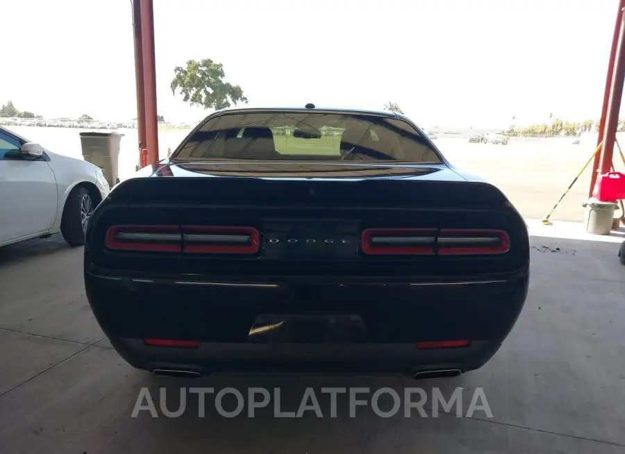 DODGE CHALLENGER 2018 vin 2C3CDZAG7JH302789 from auto auction Iaai