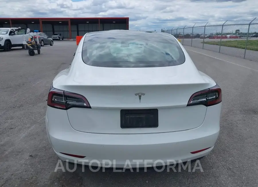 TESLA MODEL 3 2021 vin 5YJ3E1EAXMF976865 from auto auction Iaai