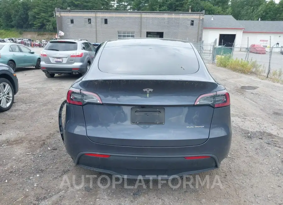 TESLA MODEL Y 2023 vin 7SAYGDEEXPA184126 from auto auction Iaai