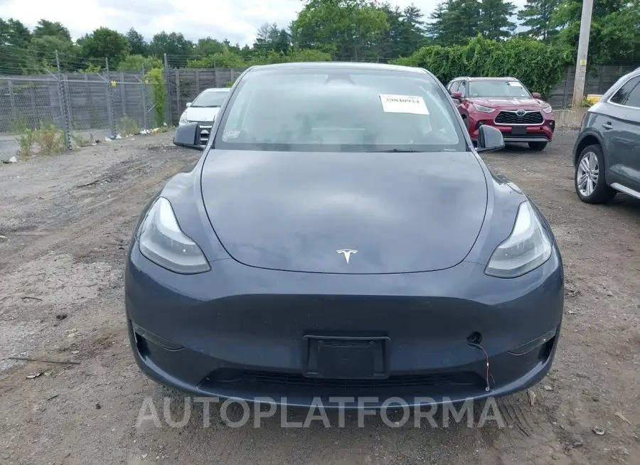 TESLA MODEL Y 2023 vin 7SAYGDEEXPA184126 from auto auction Iaai