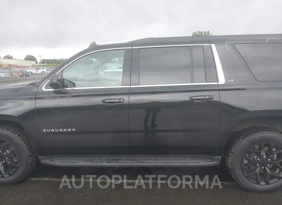 CHEVROLET SUBURBAN 2018 vin 1GNSKHKC3JR333046 from auto auction Iaai