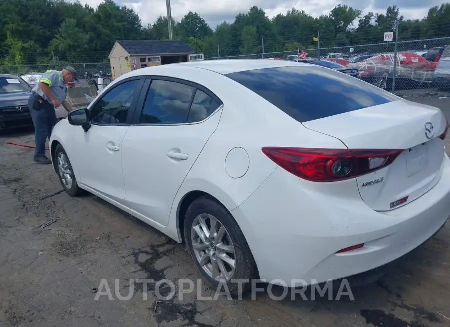 MAZDA MAZDA3 2018 vin 3MZBN1U7XJM217686 from auto auction Iaai