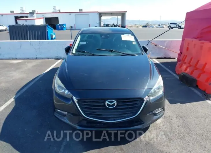 MAZDA MAZDA3 2018 vin 3MZBN1V33JM259404 from auto auction Iaai