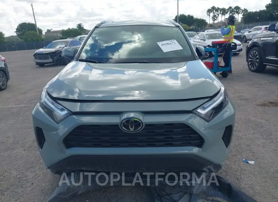 TOYOTA RAV4 2022 vin 2T3W1RFV1NW208583 from auto auction Iaai