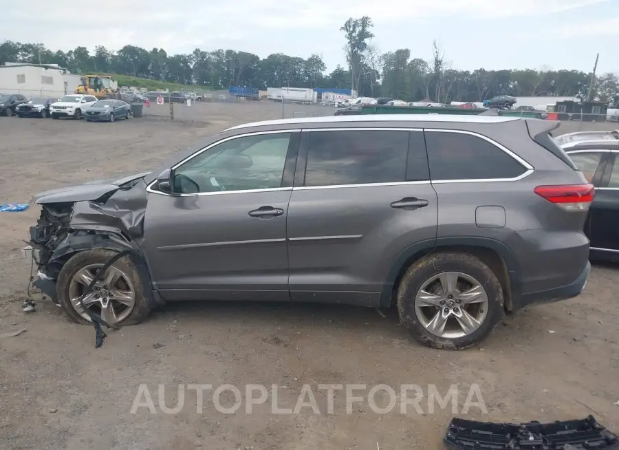 TOYOTA HIGHLANDER 2017 vin 5TDDZRFH8HS358156 from auto auction Iaai