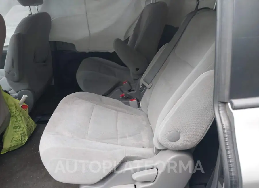 TOYOTA SIENNA 2015 vin 5TDKK3DC5FS611026 from auto auction Iaai