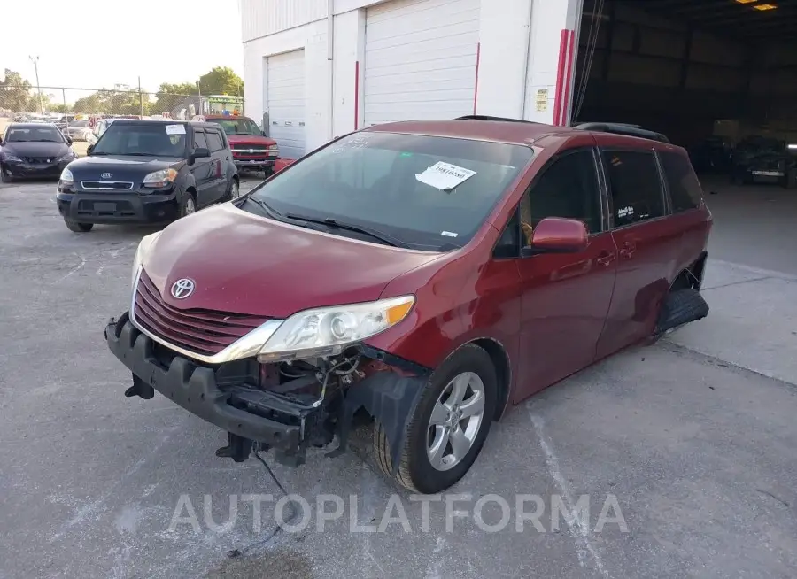 TOYOTA SIENNA 2017 vin 5TDKZ3DC9HS844261 from auto auction Iaai