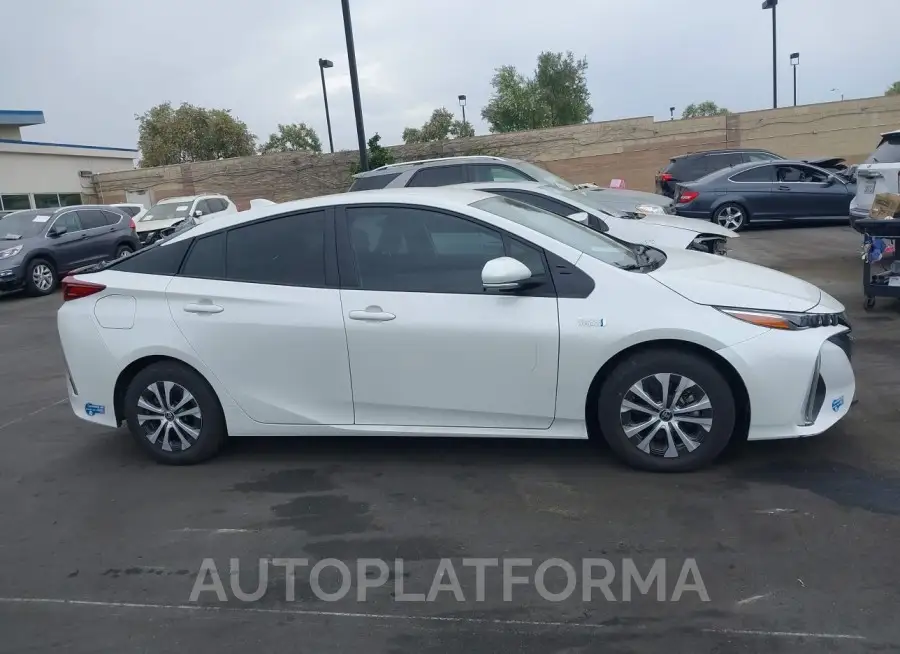 TOYOTA PRIUS PRIME 2021 vin JTDKAMFP1M3191272 from auto auction Iaai