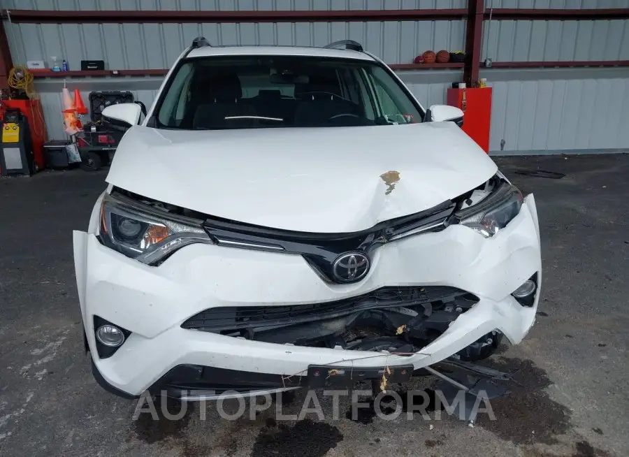 TOYOTA RAV4 2017 vin JTMRFREV2HJ708514 from auto auction Iaai