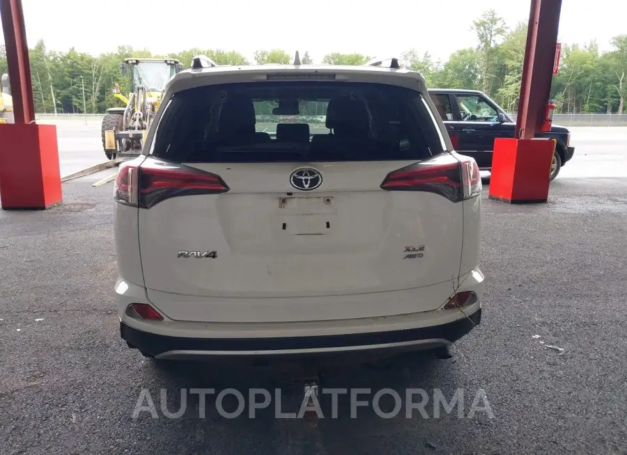 TOYOTA RAV4 2017 vin JTMRFREV2HJ708514 from auto auction Iaai