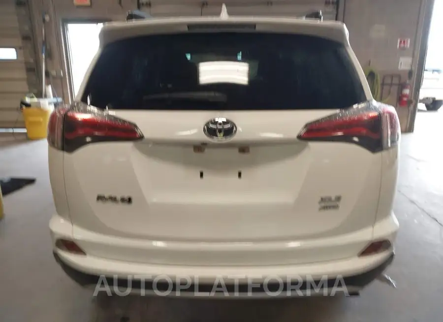 TOYOTA RAV4 2017 vin JTMRFREV4HJ160838 from auto auction Iaai