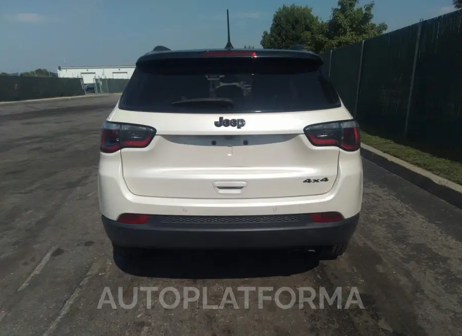 JEEP COMPASS 2019 vin 3C4NJDCB5KT733934 from auto auction Iaai