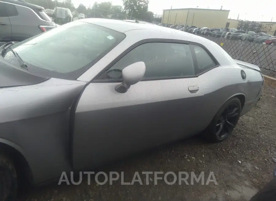 DODGE CHALLENGER 2015 vin 2C3CDZAT3FH770488 from auto auction Iaai