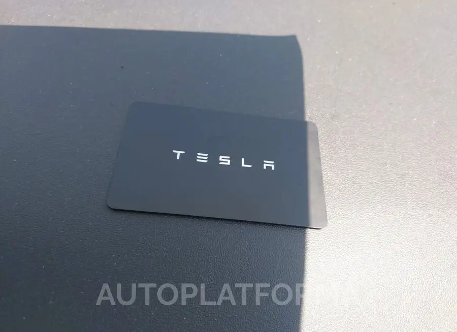 TESLA MODEL 3 2019 vin 5YJ3E1EA9KF300310 from auto auction Iaai