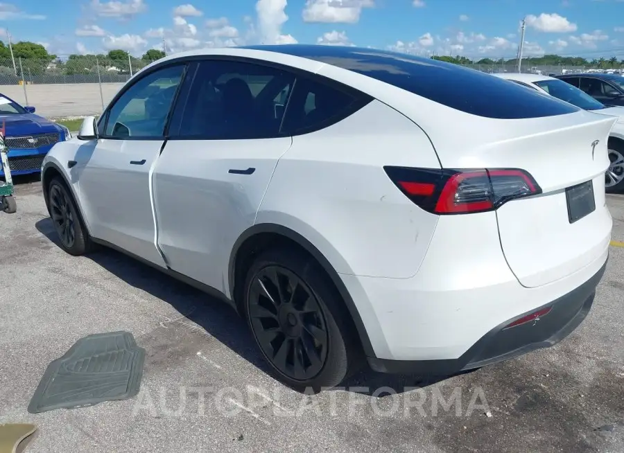 TESLA MODEL Y 2023 vin 7SAYGDEE2PA110084 from auto auction Iaai