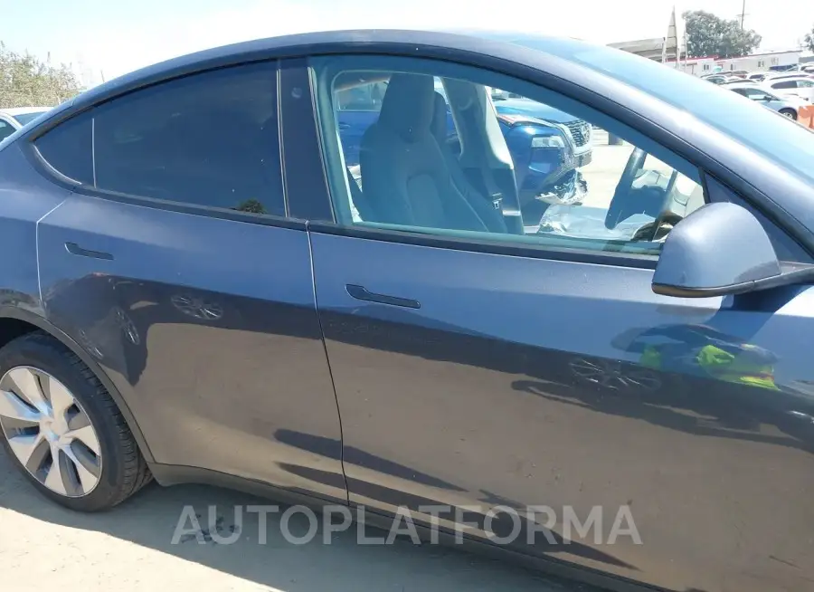 TESLA MODEL Y 2023 vin 7SAYGDEE8PA079956 from auto auction Iaai