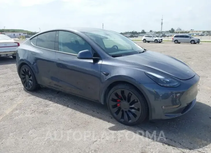 TESLA MODEL Y 2022 vin 7SAYGDEF7NF440747 from auto auction Iaai