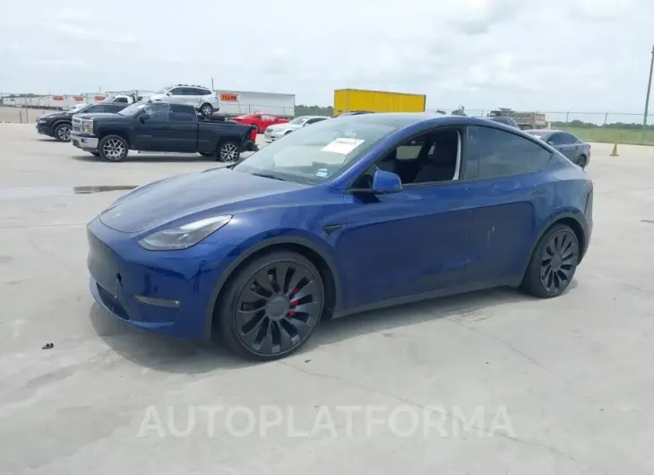 TESLA MODEL Y 2022 vin 7SAYGDEF7NF455779 from auto auction Iaai