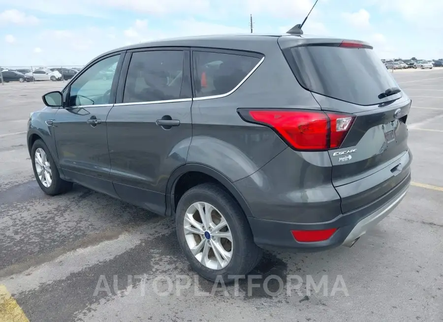 FORD ESCAPE 2019 vin 1FMCU0GD8KUC52726 from auto auction Iaai