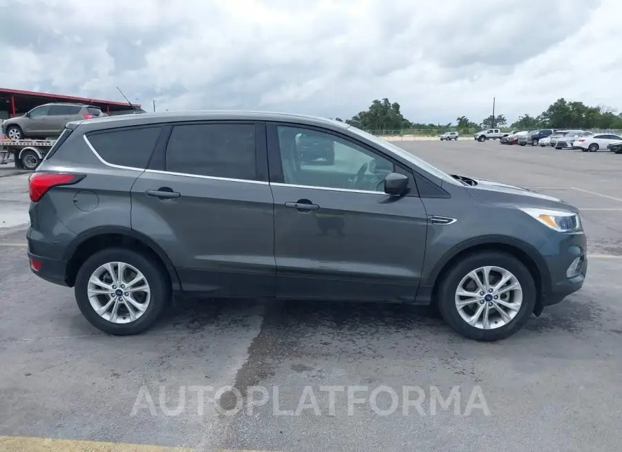 FORD ESCAPE 2019 vin 1FMCU0GD8KUC52726 from auto auction Iaai