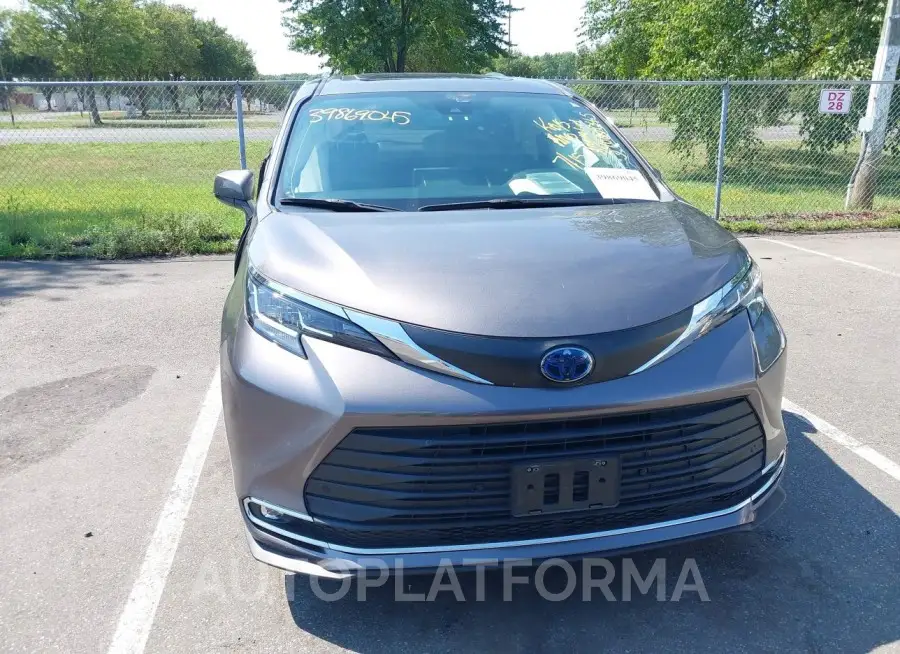 TOYOTA SIENNA 2021 vin 5TDJSKFC6MS020624 from auto auction Iaai