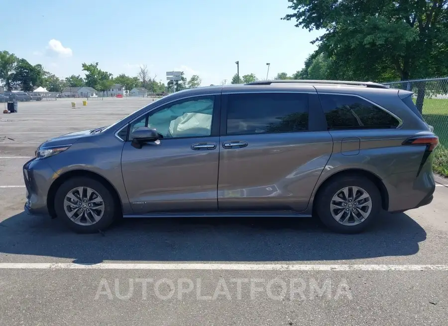 TOYOTA SIENNA 2021 vin 5TDJSKFC6MS020624 from auto auction Iaai