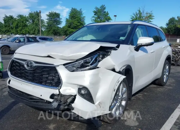 TOYOTA HIGHLANDER 2024 vin 5TDKDRBH0RS545209 from auto auction Iaai