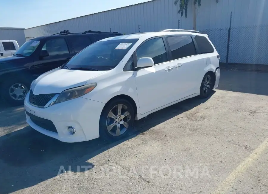 TOYOTA SIENNA 2015 vin 5TDXK3DC1FS543135 from auto auction Iaai