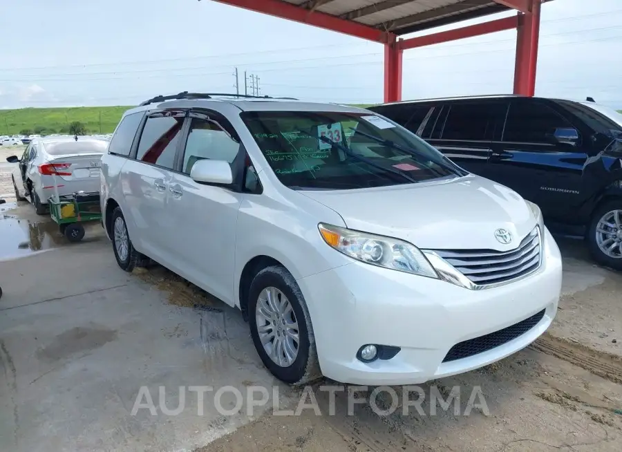 TOYOTA SIENNA 2017 vin 5TDYZ3DC1HS800457 from auto auction Iaai