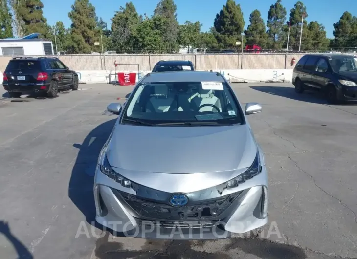 TOYOTA PRIUS PRIME 2020 vin JTDKARFP6L3161325 from auto auction Iaai