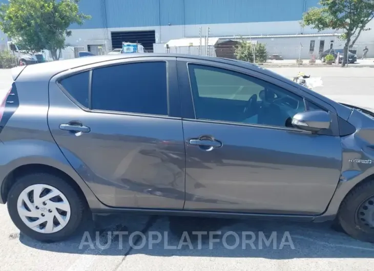 TOYOTA Prius c 2015 vin JTDKDTB31F1109298 from auto auction Iaai