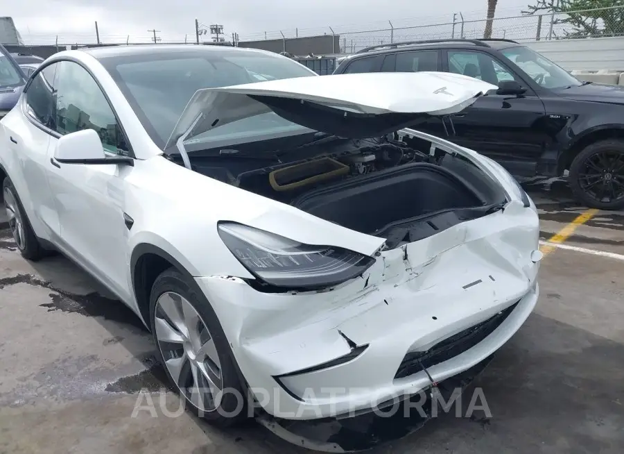 TESLA MODEL Y 2021 vin 5YJYGDEE6MF217795 from auto auction Iaai