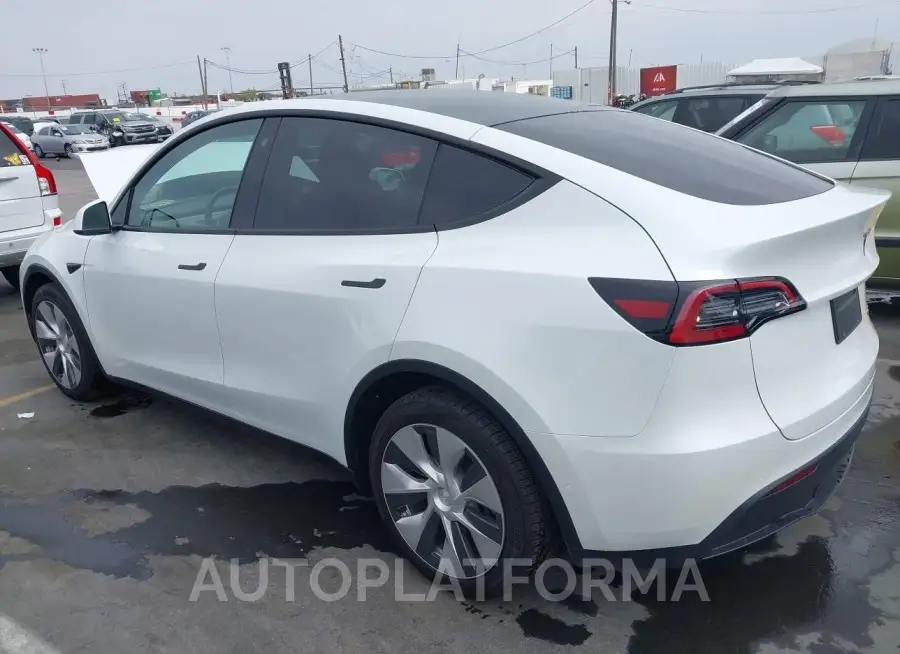 TESLA MODEL Y 2021 vin 5YJYGDEE6MF217795 from auto auction Iaai