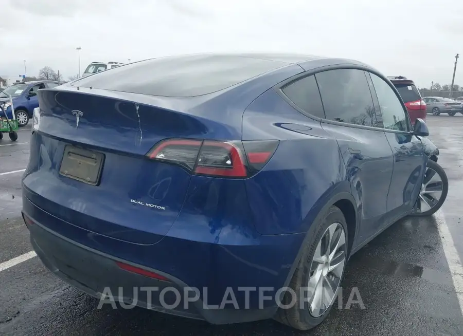 TESLA MODEL Y 2022 vin 7SAYGAEE8NF522413 from auto auction Iaai