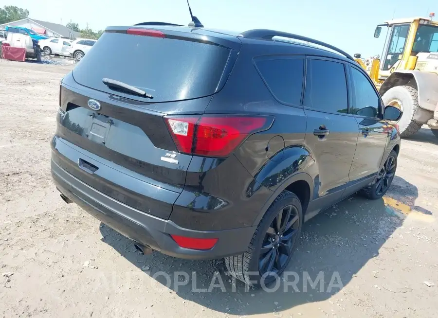 FORD ESCAPE 2019 vin 1FMCU9GD0KUA45168 from auto auction Iaai