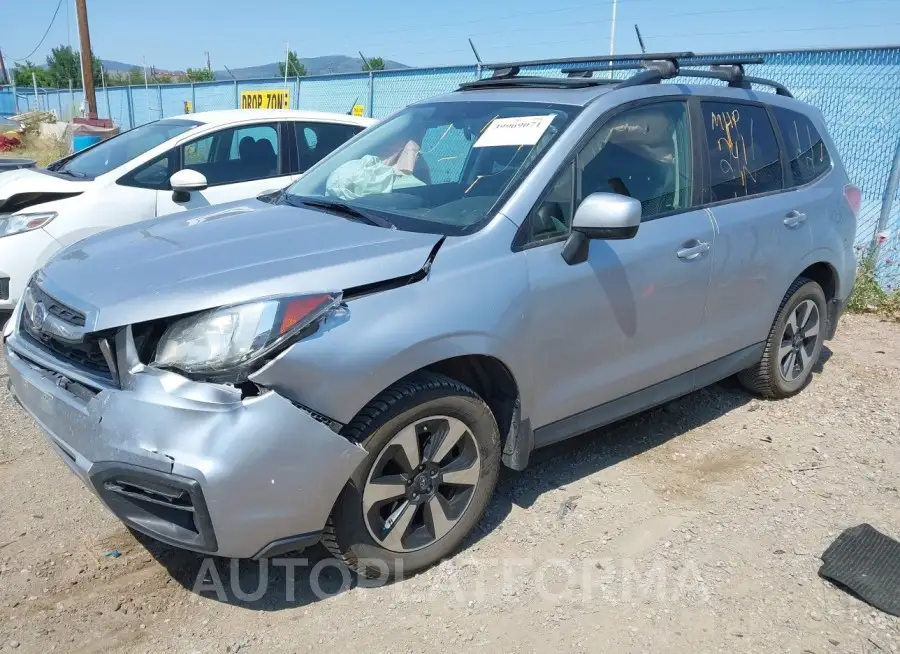 SUBARU FORESTER 2017 vin JF2SJAECXHH458688 from auto auction Iaai