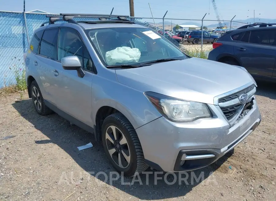 SUBARU FORESTER 2017 vin JF2SJAECXHH458688 from auto auction Iaai