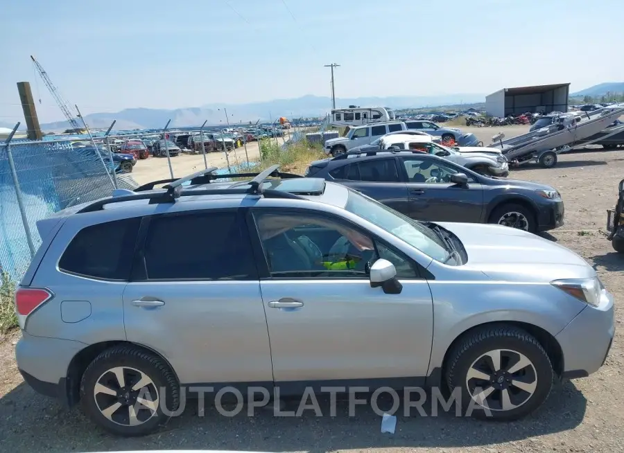 SUBARU FORESTER 2017 vin JF2SJAECXHH458688 from auto auction Iaai