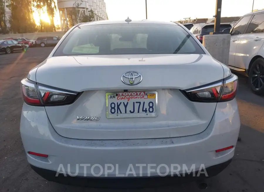 TOYOTA YARIS 2019 vin 3MYDLBYV1KY525907 from auto auction Iaai