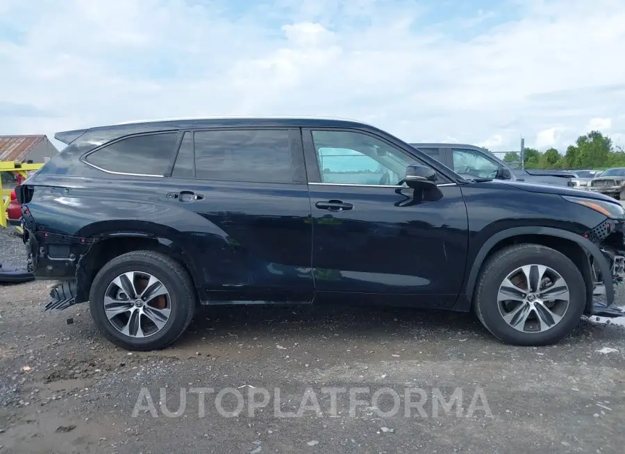 TOYOTA HIGHLANDER 2022 vin 5TDGZRAH9NS112166 from auto auction Iaai