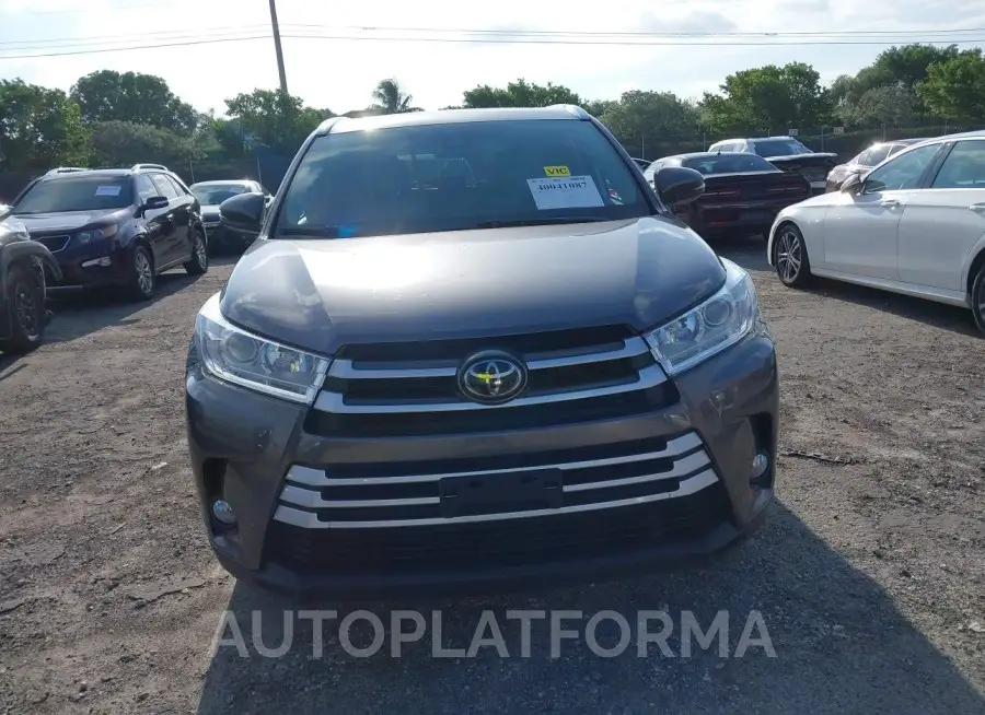 TOYOTA HIGHLANDER 2018 vin 5TDJZRFH5JS898122 from auto auction Iaai