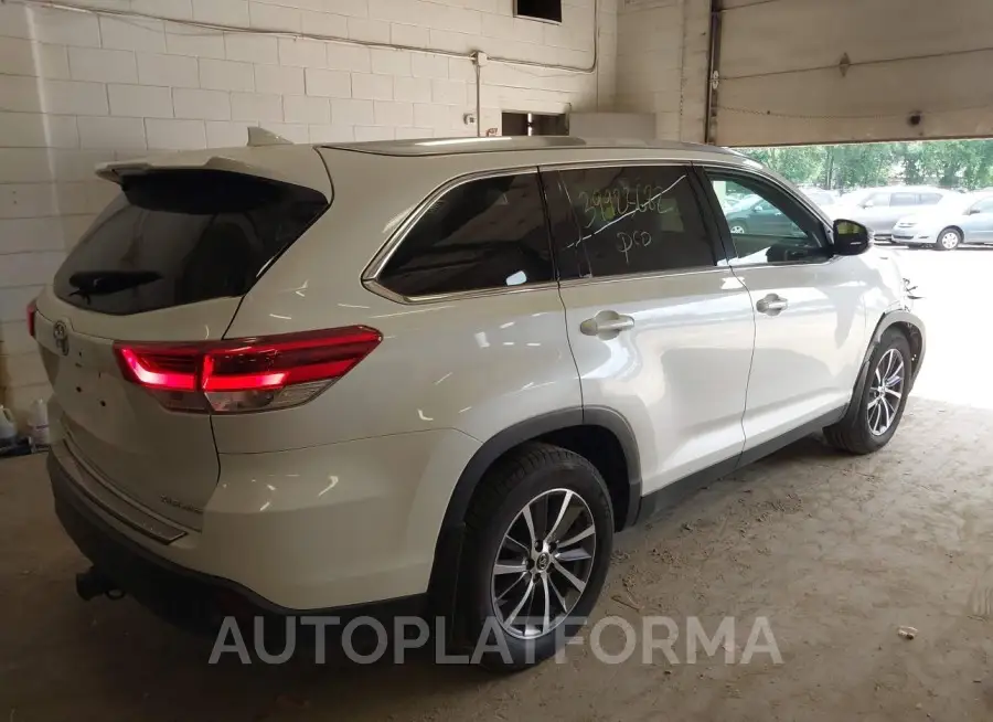 TOYOTA HIGHLANDER 2019 vin 5TDJZRFH7KS598356 from auto auction Iaai