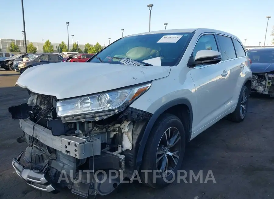 TOYOTA HIGHLANDER 2017 vin 5TDZZRFH5HS215395 from auto auction Iaai