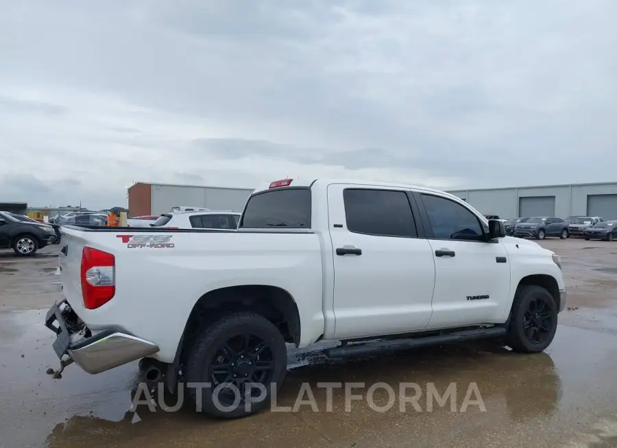 TOYOTA TUNDRA 2019 vin 5TFDW5F18KX850272 from auto auction Iaai