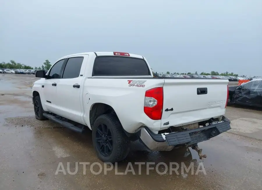 TOYOTA TUNDRA 2019 vin 5TFDW5F18KX850272 from auto auction Iaai